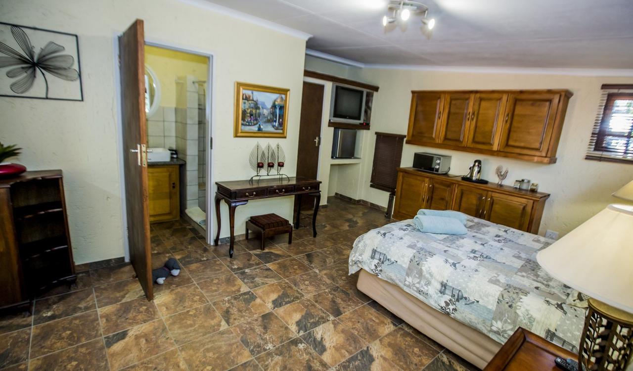 Benlize Lodge Hartbeespoort Quarto foto